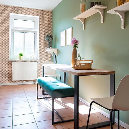 Stilvolles Apartment mit Balkon / Netflix + WIFI&zentrumsnah Chemnitz Exterior foto