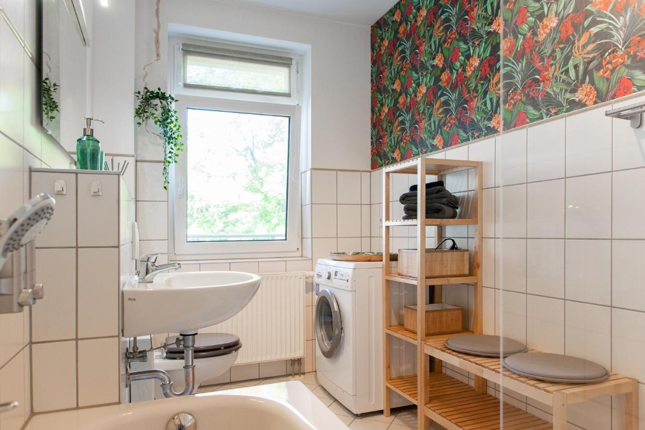Stilvolles Apartment mit Balkon / Netflix + WIFI&zentrumsnah Chemnitz Exterior foto