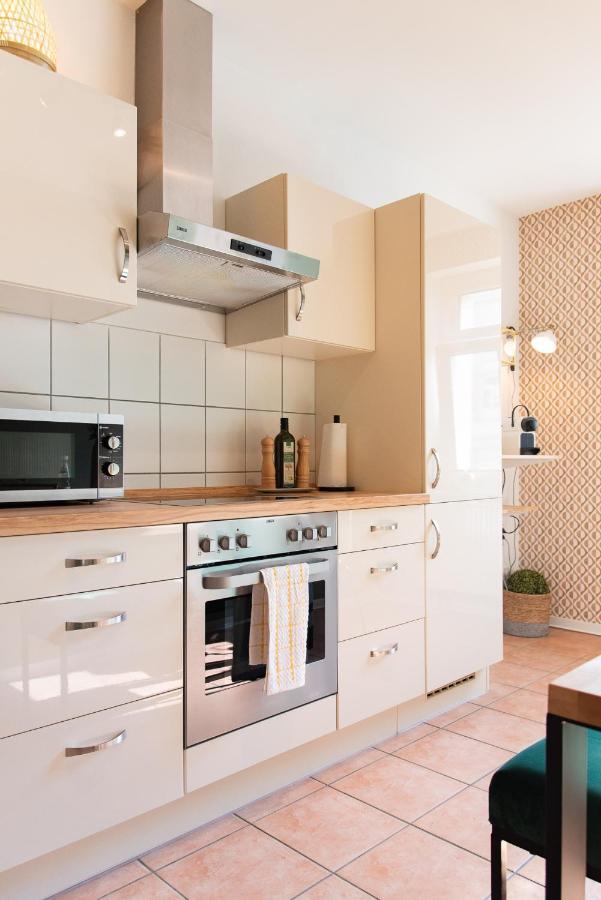 Stilvolles Apartment mit Balkon / Netflix + WIFI&zentrumsnah Chemnitz Exterior foto