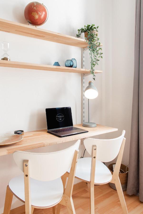Stilvolles Apartment mit Balkon / Netflix + WIFI&zentrumsnah Chemnitz Exterior foto