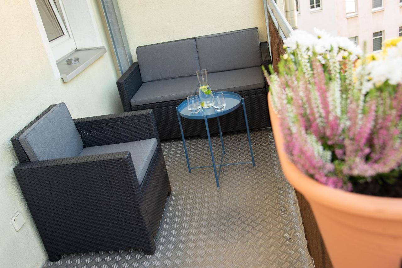 Stilvolles Apartment mit Balkon / Netflix + WIFI&zentrumsnah Chemnitz Exterior foto