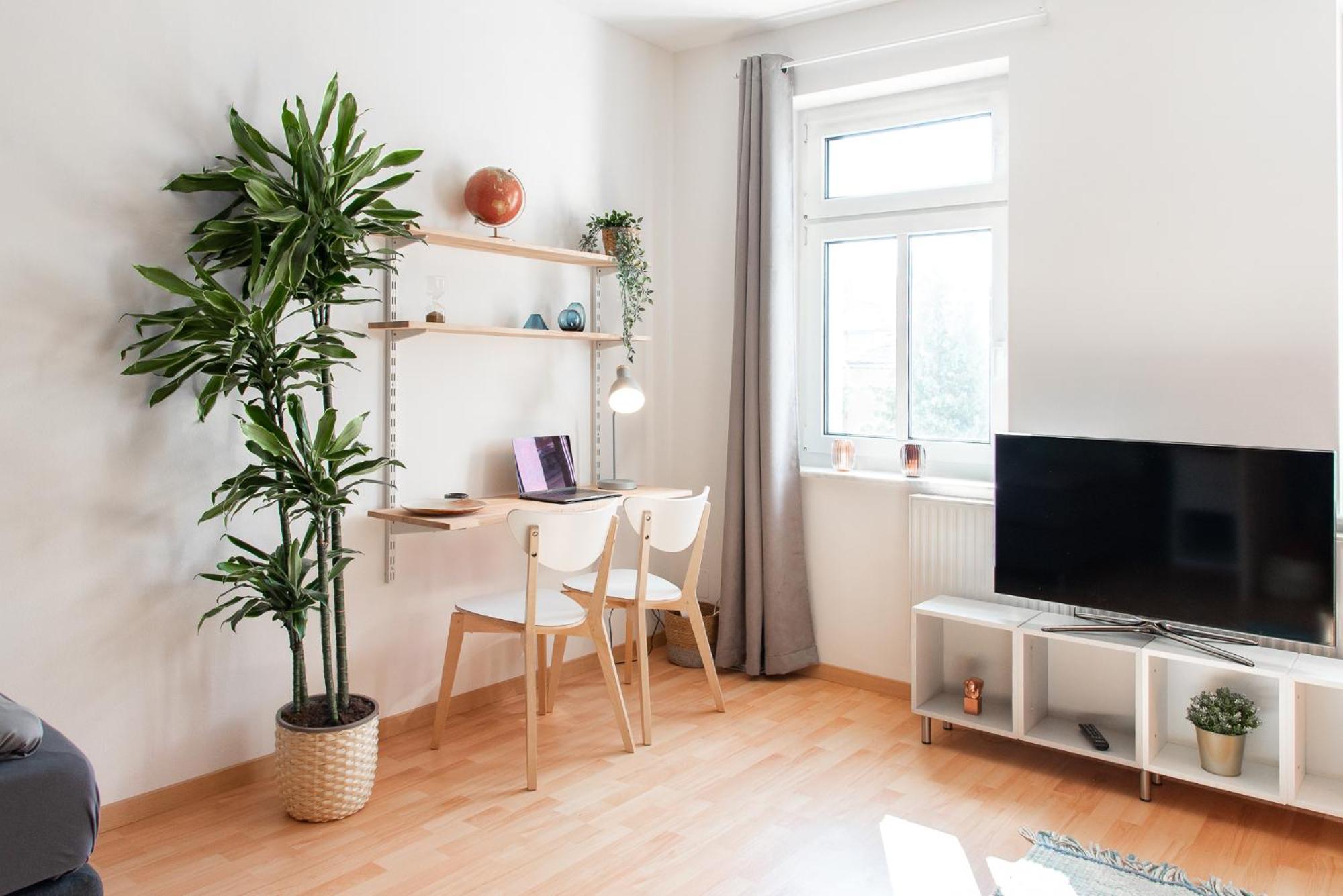 Stilvolles Apartment mit Balkon / Netflix + WIFI&zentrumsnah Chemnitz Exterior foto