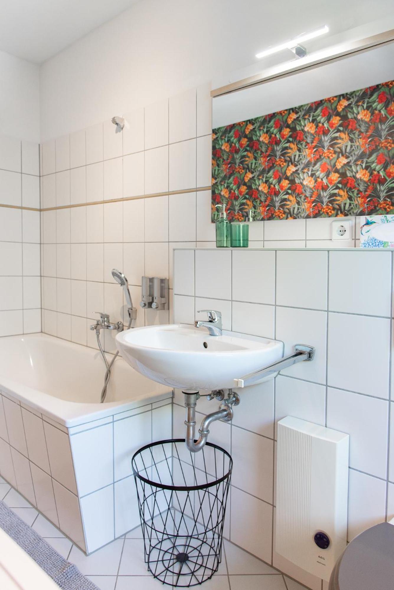 Stilvolles Apartment mit Balkon / Netflix + WIFI&zentrumsnah Chemnitz Exterior foto